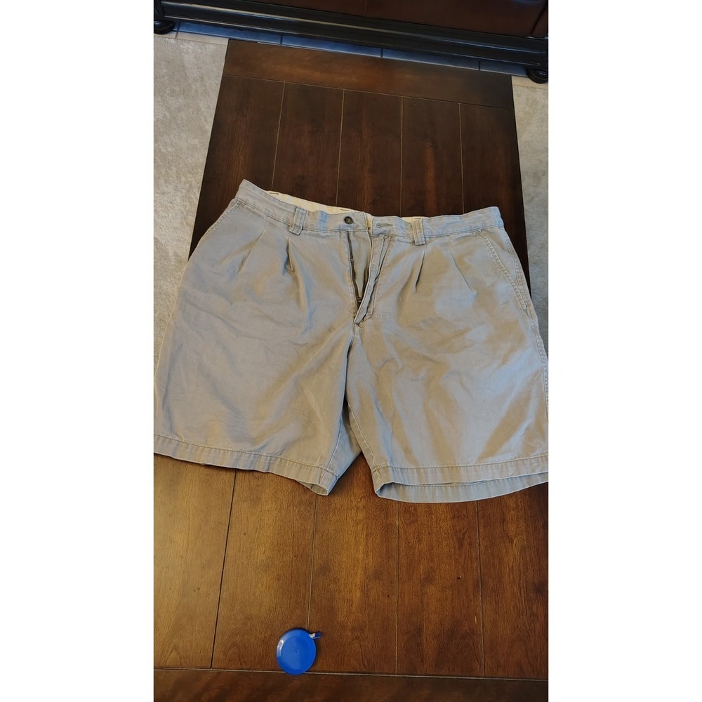 St. John's Bay Men's Cargo Shorts Size 38